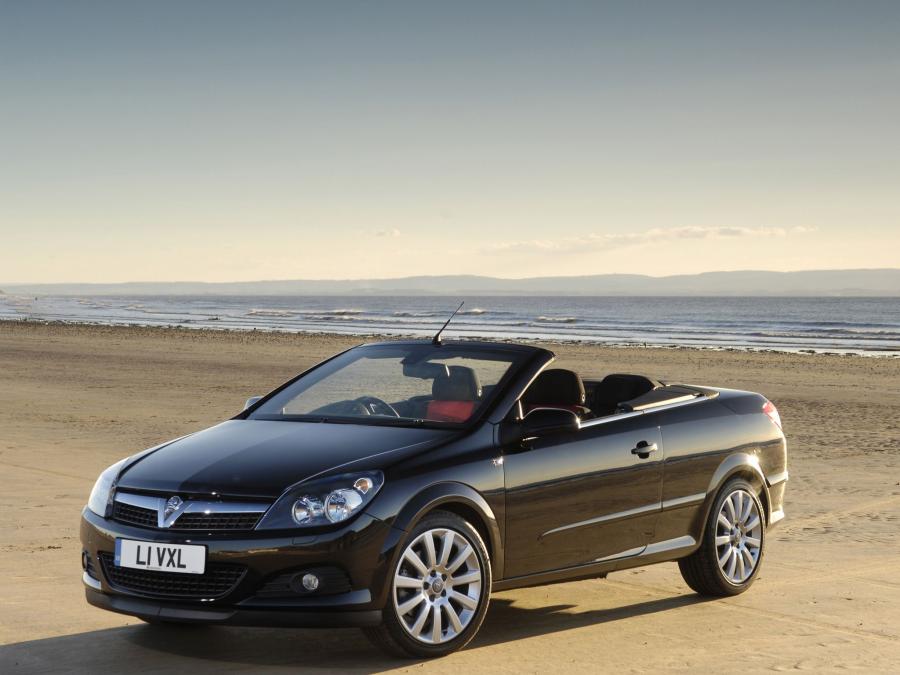  Vauxhall Astra TwinTop 2006 года  (фото 17 из 30)